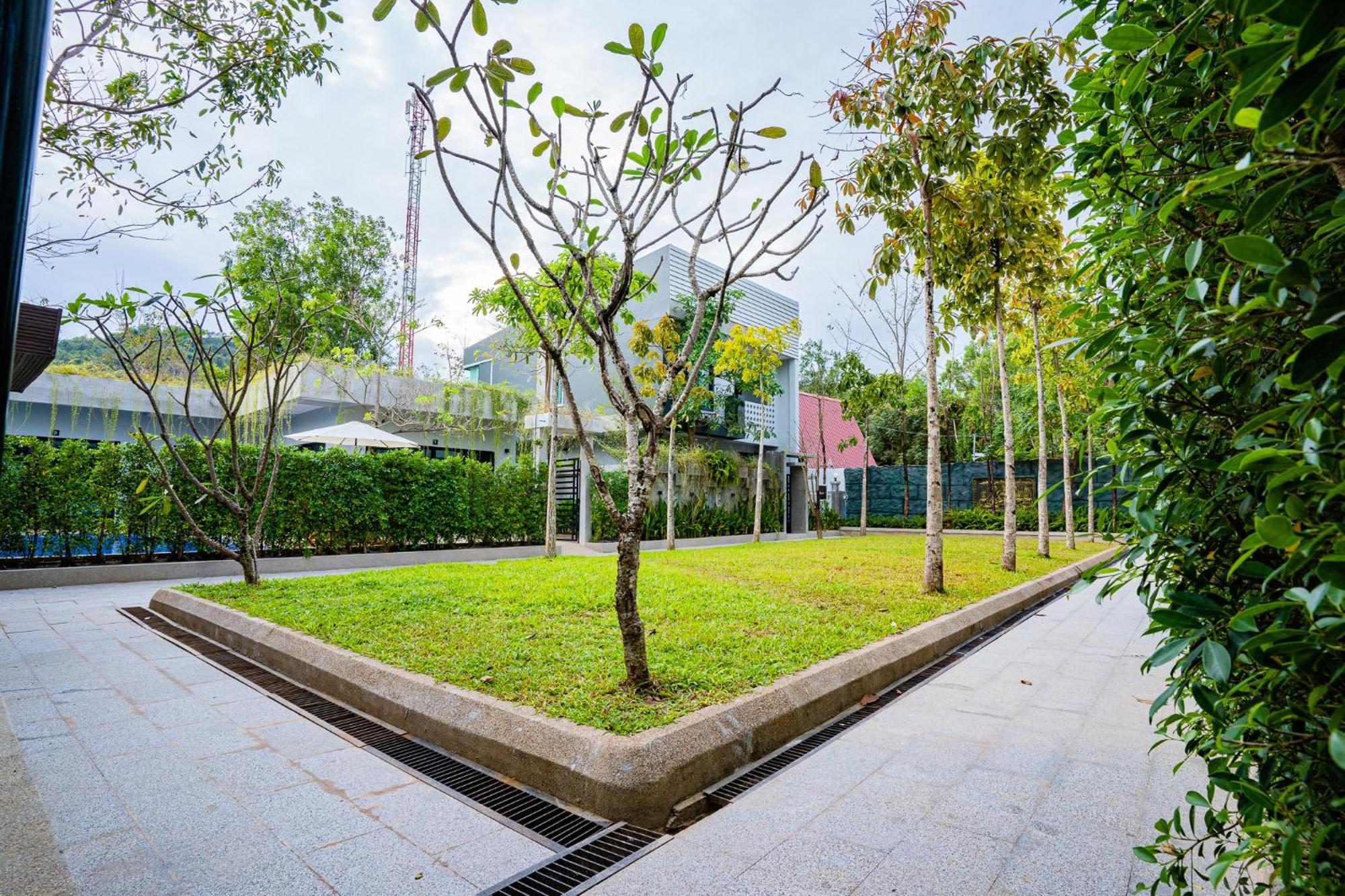 Rainforest Hotel By Nsun Kampot Exterior photo